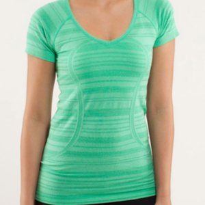 Lululemon Run: Swiftly Tech V Neck